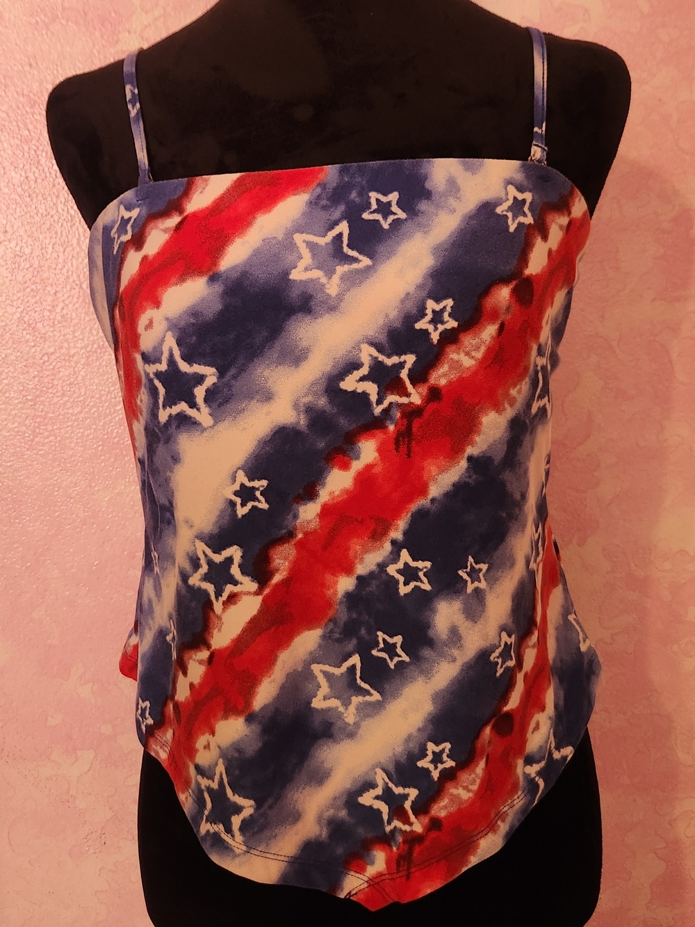 Juniors No Boundaries Red, White & Blue Star Tie-Dye Handkerchief Cami